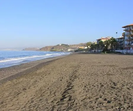 Apartment Amazing 2 Bedroom With Private Roof Terrace In Torrox