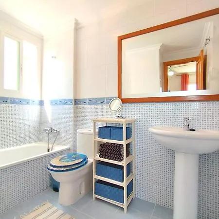 Apartment Amazing 2 Bedroom With Private Roof Terrace In Torrox